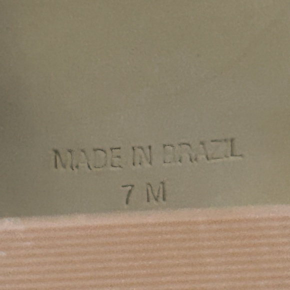 Very pretty Steve Madden heeled sandals. Ankle tie. 2.5" heel. Excellent shoe! - Picture 3 of 5